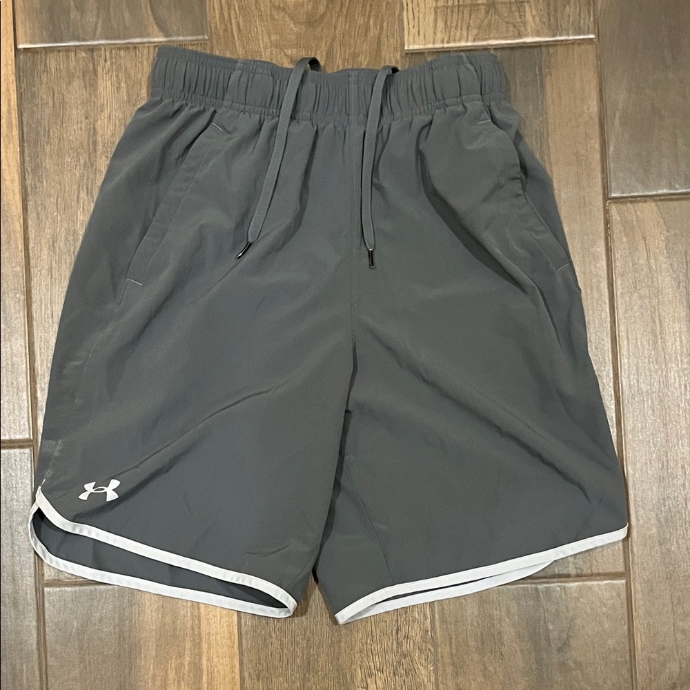 Under Armour Men's Dark Gray Athletic Shorts
